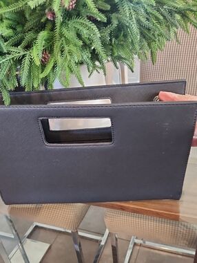 SHEIN Black Textured Rectangular Cutout Handle Clutch